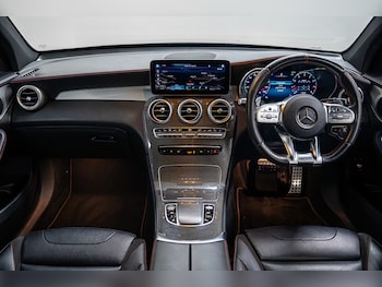 Used Mercedes-Benz GLC 2022 for sale - 76133052: Photo