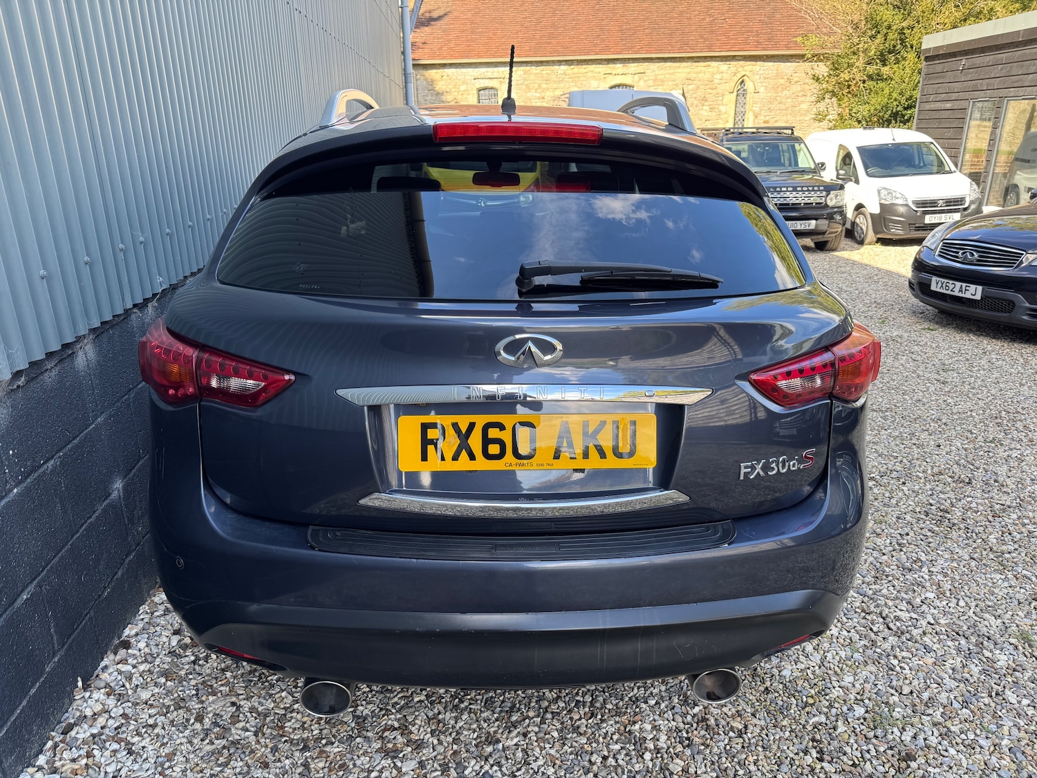 Used Infiniti FX 2010 for sale - 76730224: Photo 14