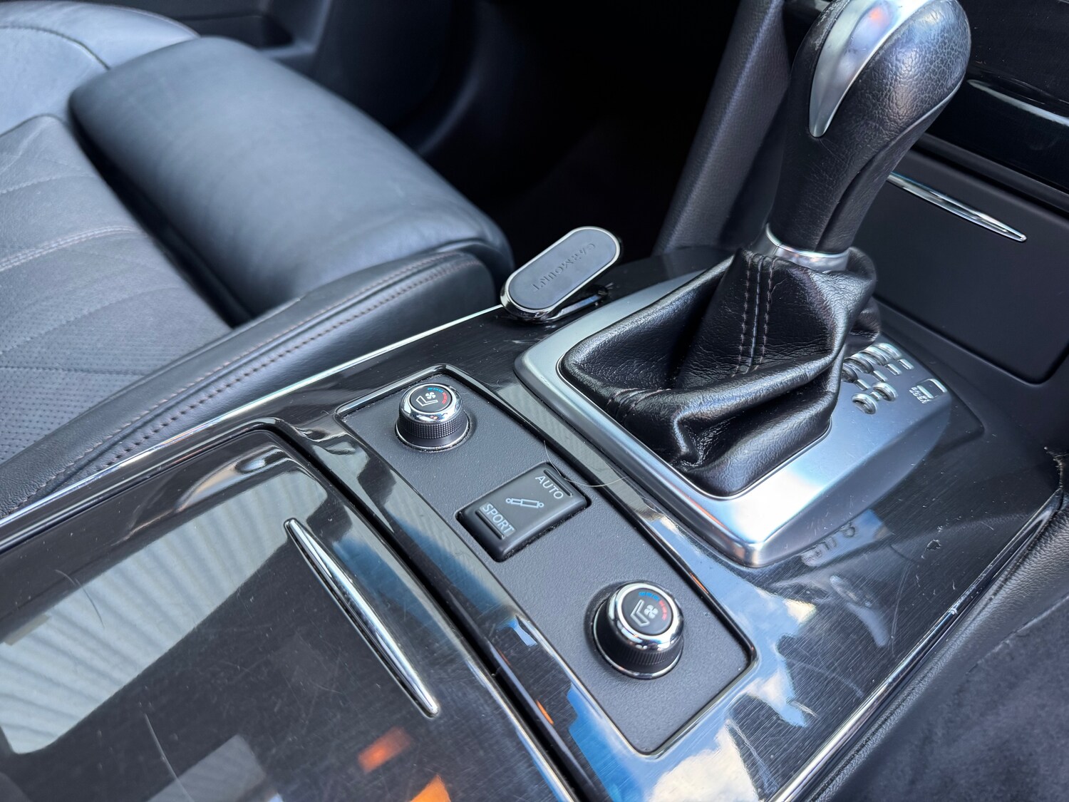 Used Infiniti FX 2010 for sale - 76730224: Photo 17