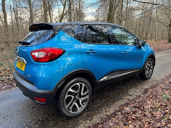 Used Renault Captur 2017 for sale - 77493798: Photo