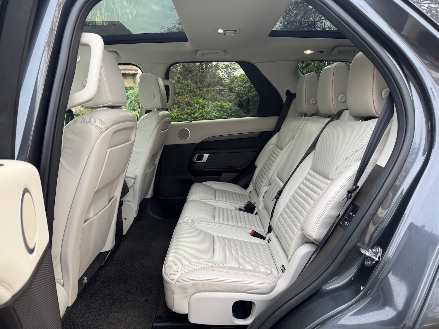 Used Land Rover Discovery 2017 for sale - 76875129: Photo 34