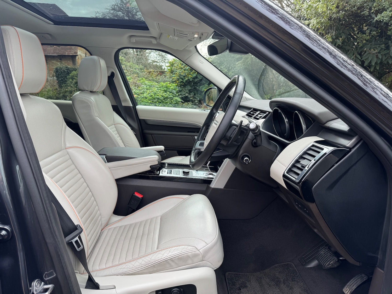 Used Land Rover Discovery 2017 for sale - 76875129: Photo 7