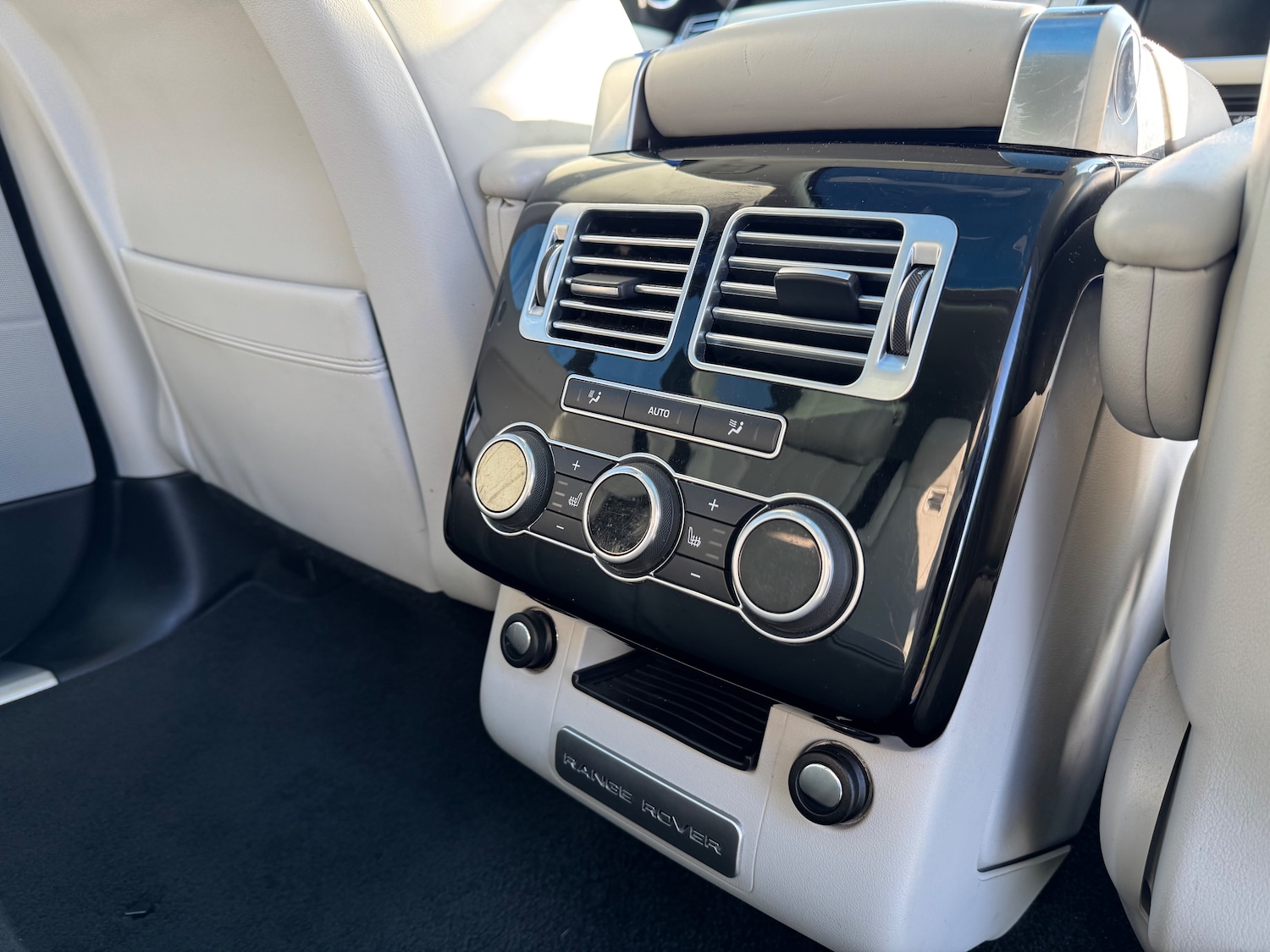 Used Land Rover Range Rover 2015 for sale - 76875132: Photo 14