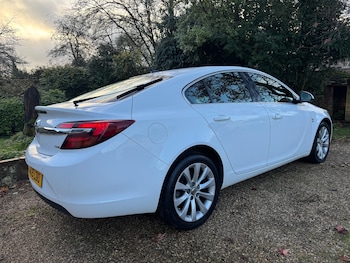Used Vauxhall Insignia 2015 for sale - 76875137: Photo