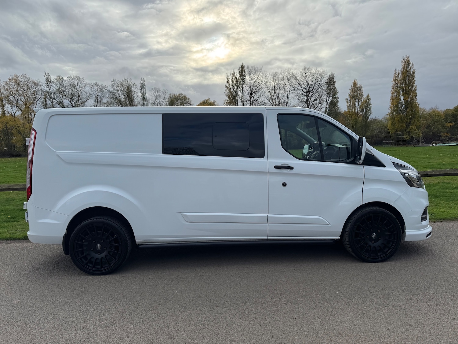 Used Ford Transit Custom 2020 for sale - 76730230: Photo 3