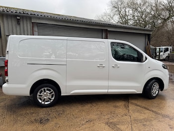 Used Vauxhall Vivaro 2021 for sale - 77262892: Photo