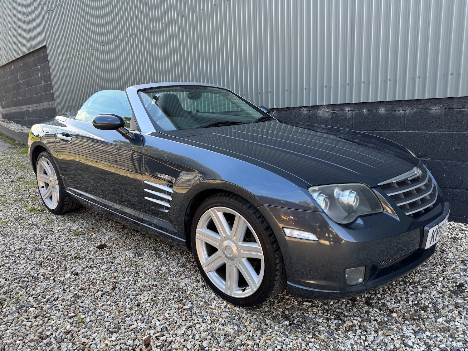 Used Chrysler Crossfire 2007 for sale - 76730234: Photo 2