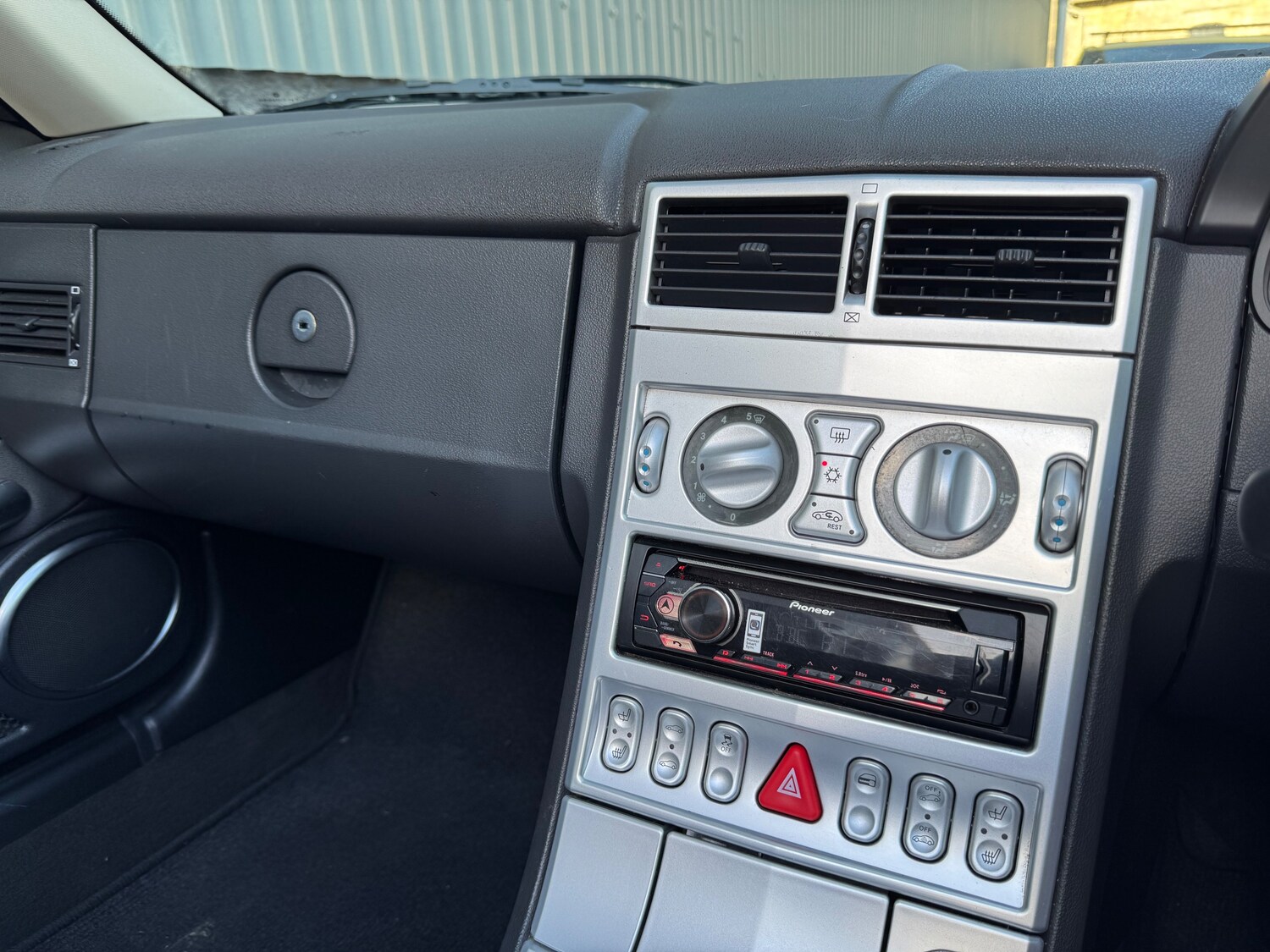 Used Chrysler Crossfire 2007 for sale - 76730234: Photo 37