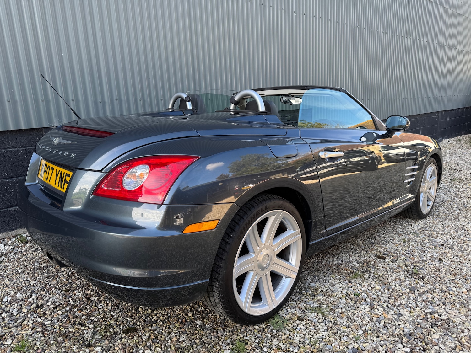 Used Chrysler Crossfire 2007 for sale - 76730234: Photo 4