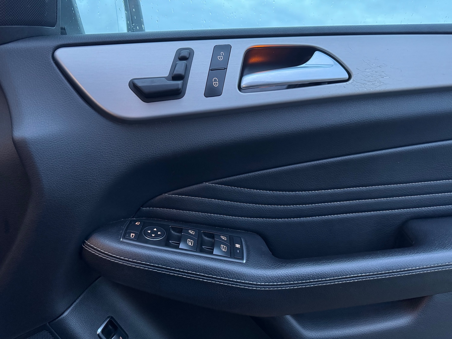 Used Mercedes-Benz M Class 2012 for sale - 77026709: Photo 34