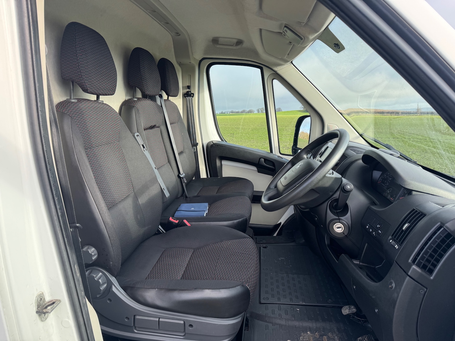 Used Peugeot Boxer 2019 for sale - 77048360: Photo 29