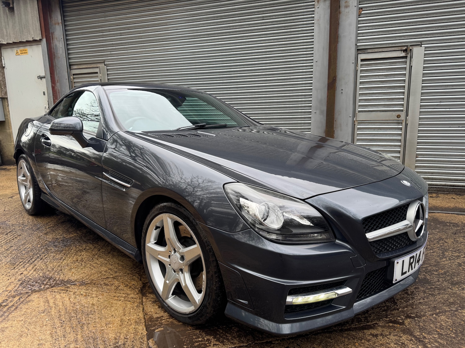 Used Mercedes-Benz SLK 2014 for sale - 77493799: Photo 4