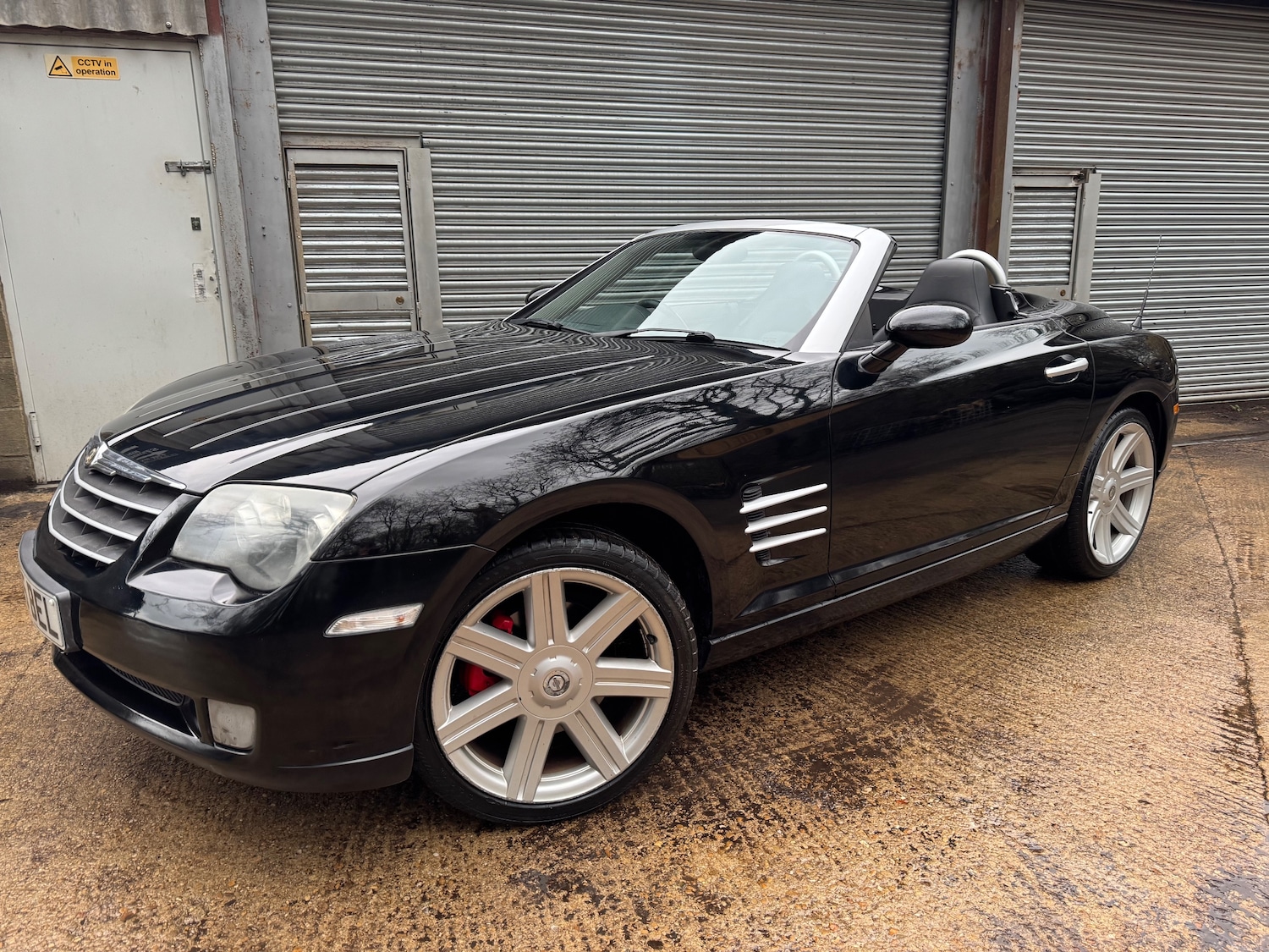 Used Chrysler Crossfire 2005 for sale - 77262893: Photo 15