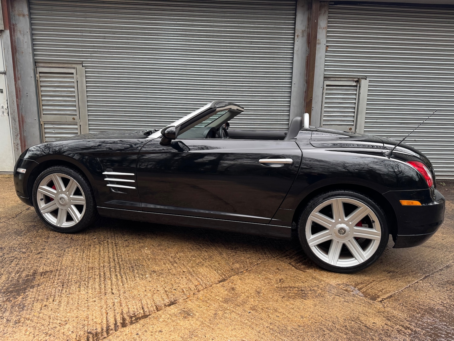 Used Chrysler Crossfire 2005 for sale - 77262893: Photo 17
