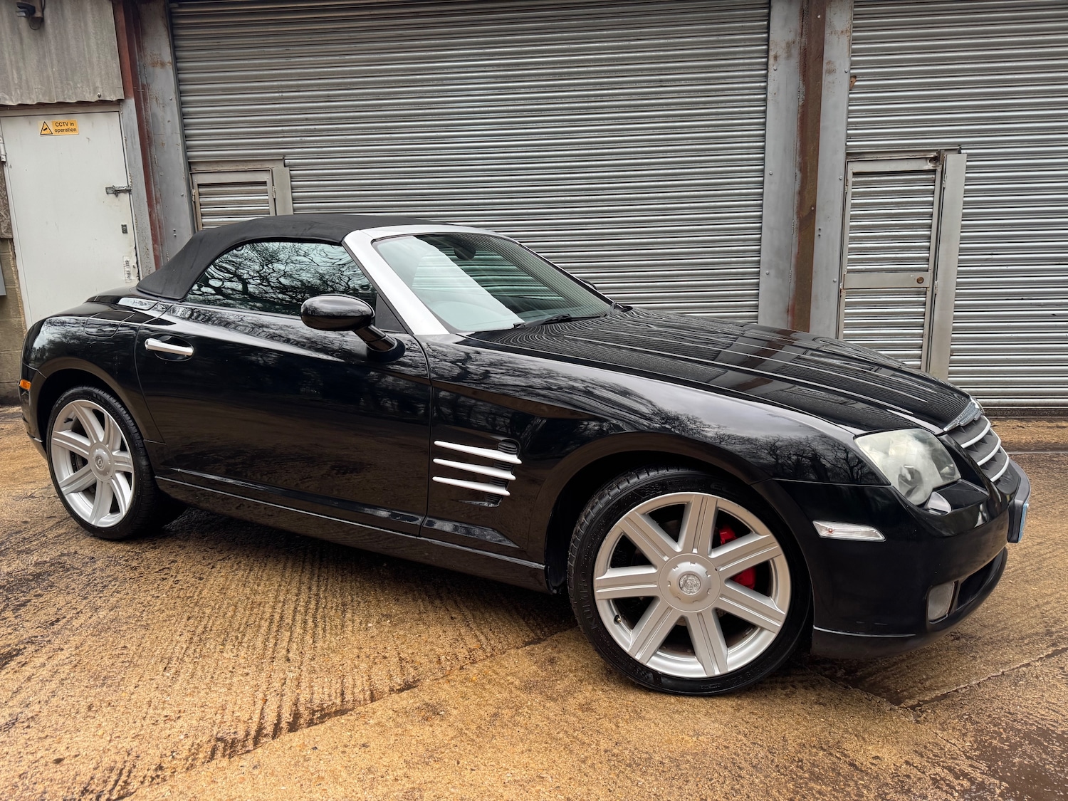 Used Chrysler Crossfire 2005 for sale - 77262893: Photo 9