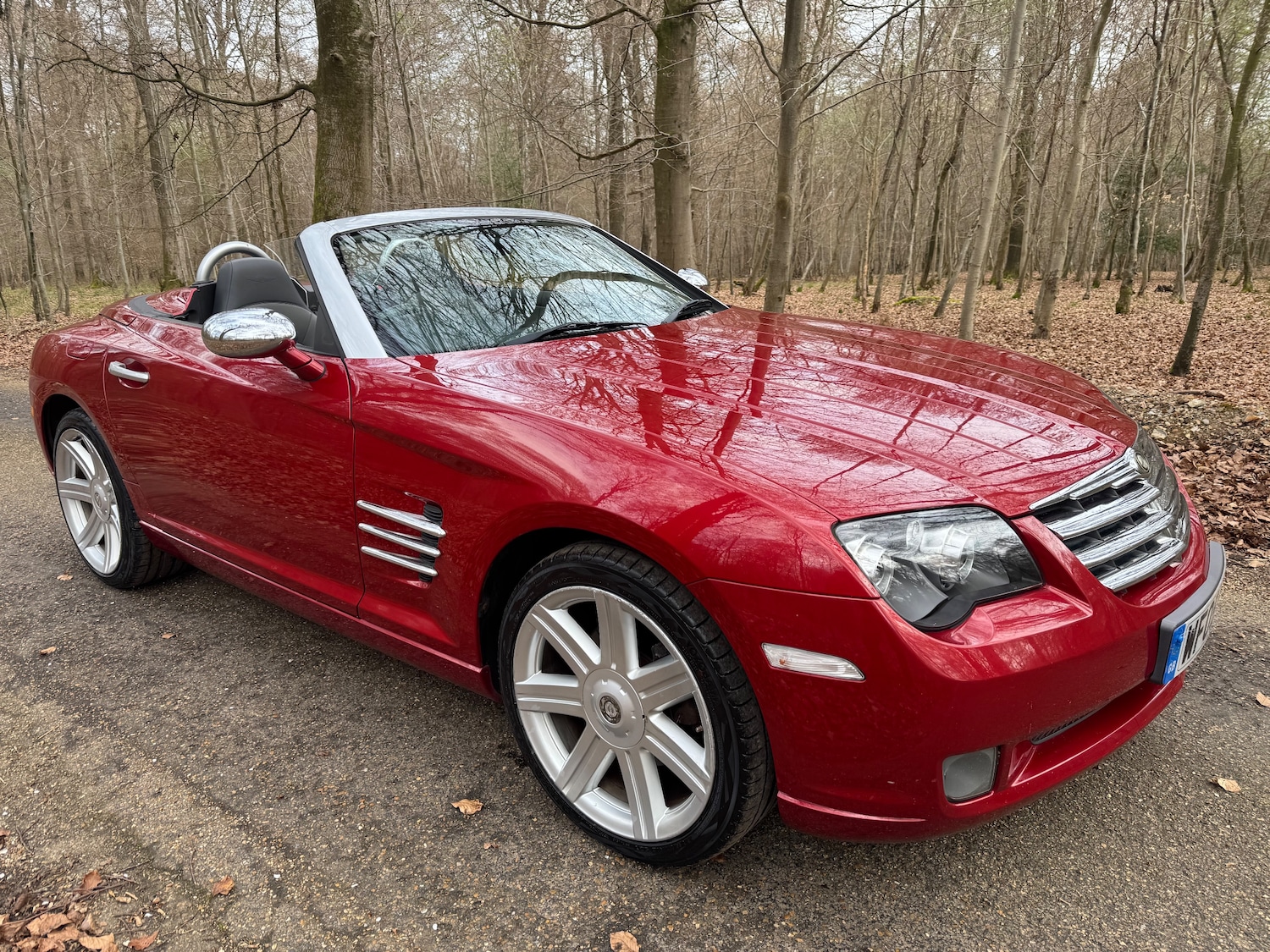 Used Chrysler Crossfire 2005 for sale - 78141939: Photo 2