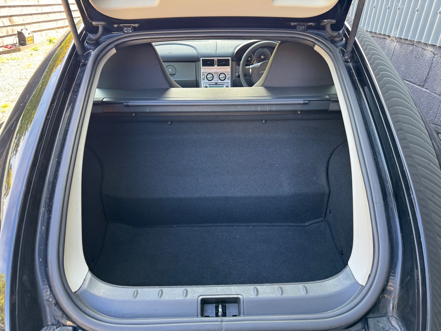 Used Chrysler Crossfire 2003 for sale - 76875152: Photo 22