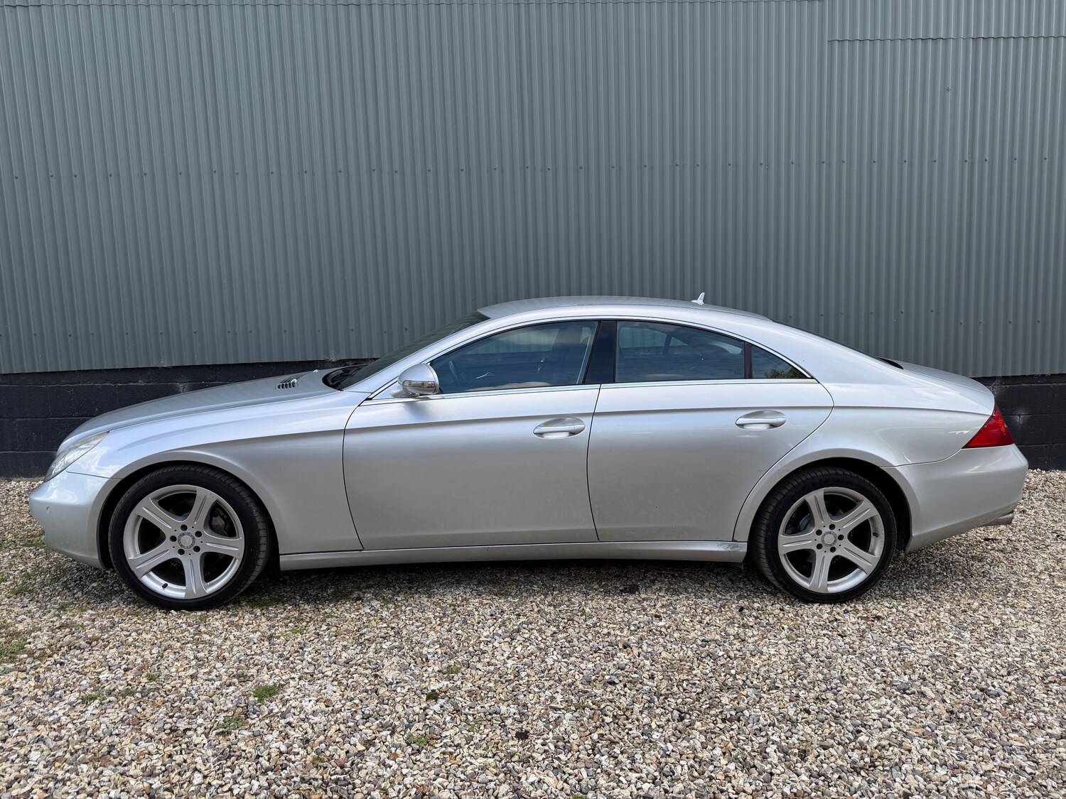 Used Mercedes-Benz CLS 2008 for sale - 76730220: Photo 16