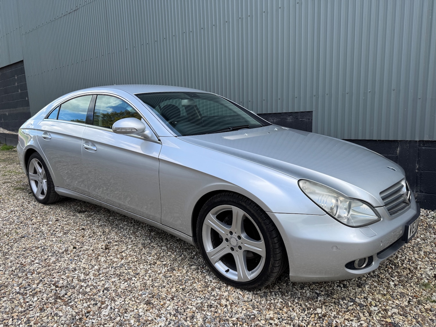 Used Mercedes-Benz CLS 2008 for sale - 76730220: Photo 2