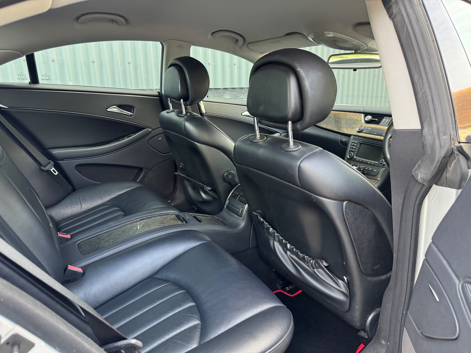 Used Mercedes-Benz CLS 2008 for sale - 76730220: Photo 9