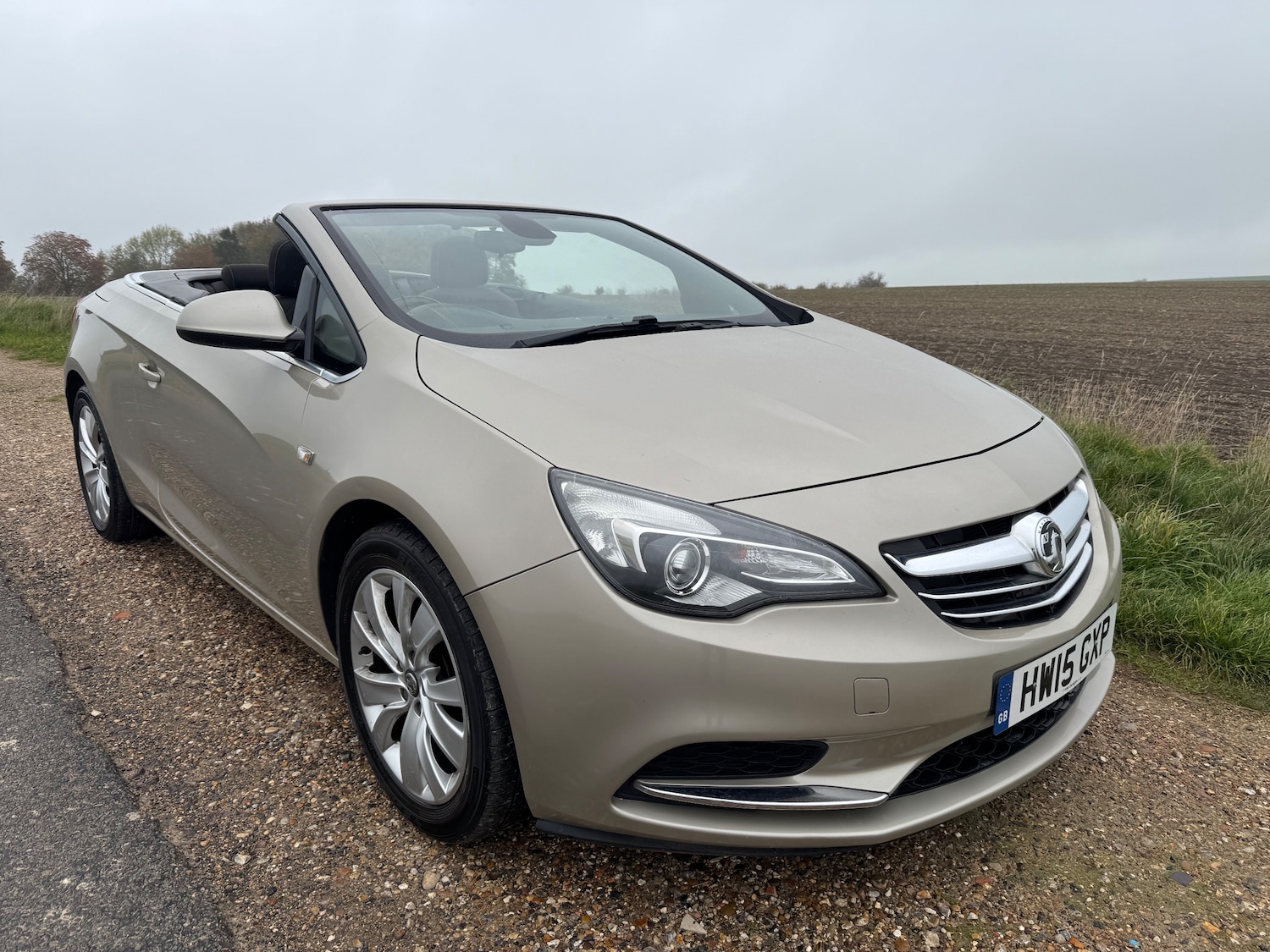 Used Vauxhall Cascada 2015 for sale - 76730236: Photo 1