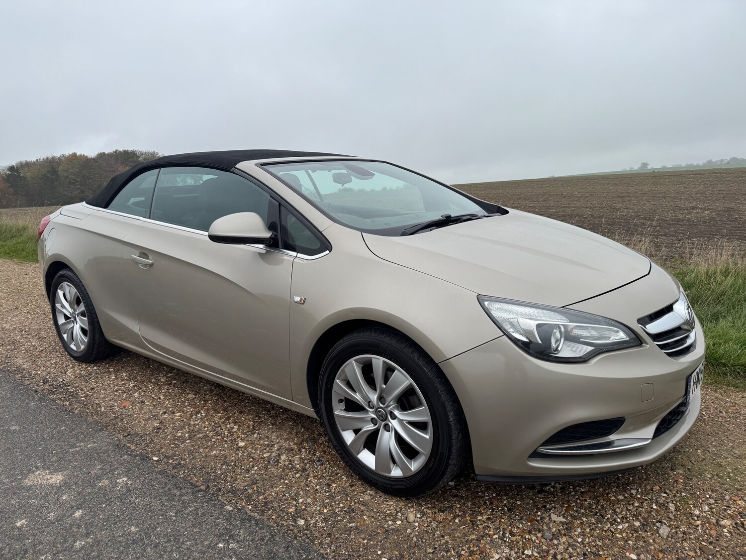 Used Vauxhall Cascada 2015 for sale - 76730236: Photo 12