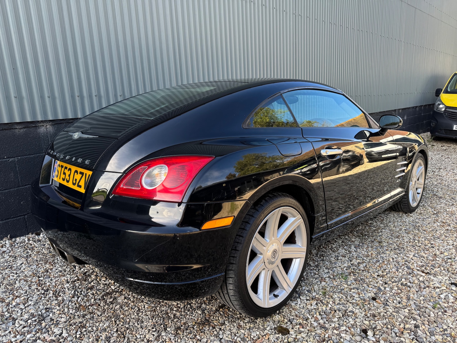 Used Chrysler Crossfire 2003 for sale - 78201560: Photo 4