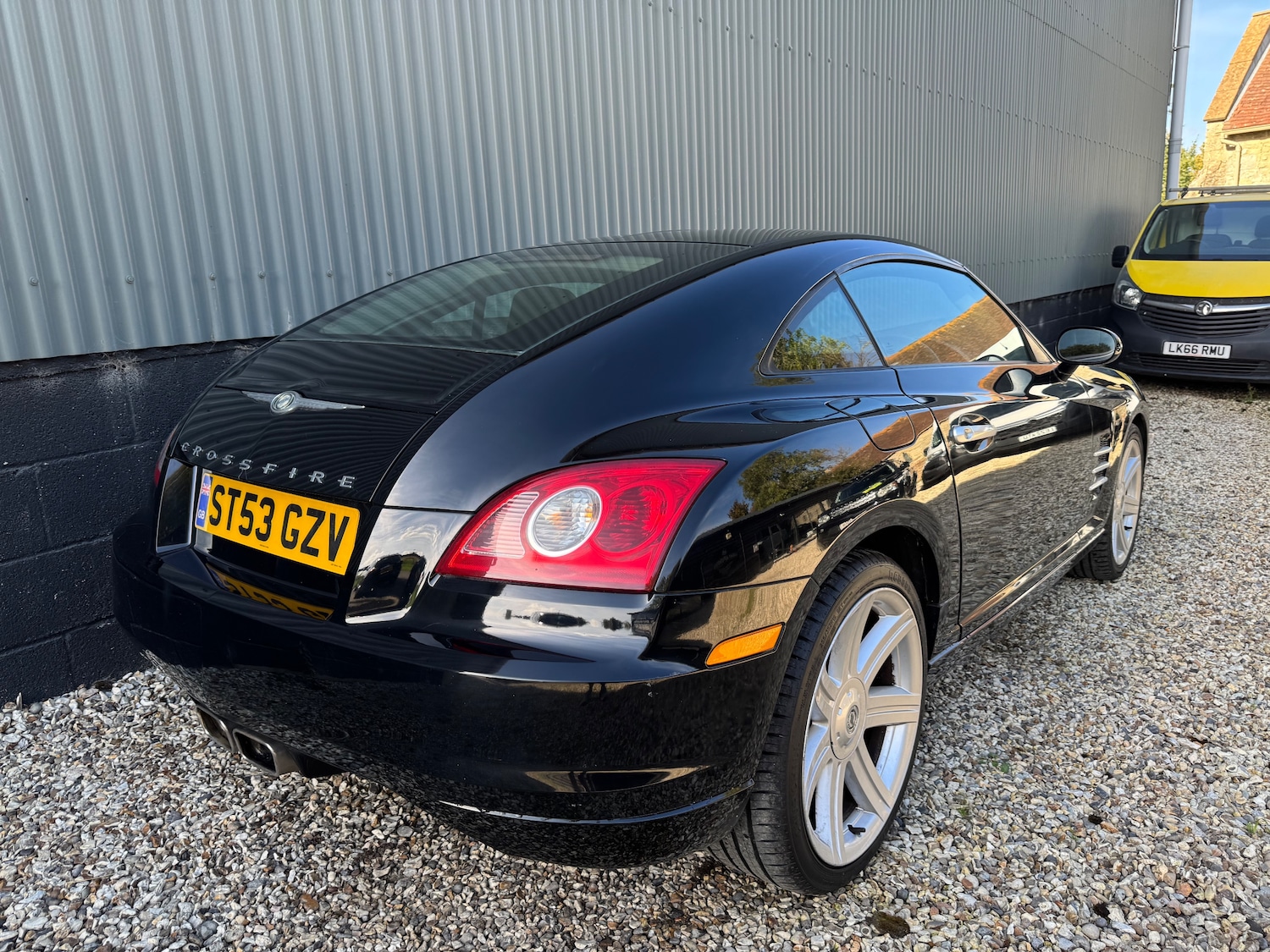 Used Chrysler Crossfire 2003 for sale - 78201560: Photo 5