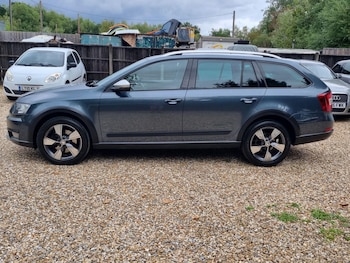 Used Skoda Octavia 2015 for sale - 76115253: Photo
