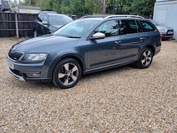 Used Skoda Octavia 2015 for sale - 76115253: Photo