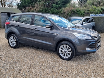 Used Ford Kuga 2015 for sale - 76115252: Photo