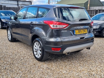 Used Ford Kuga 2015 for sale - 76115252: Photo