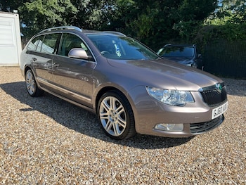 Used Skoda Superb 2010 for sale - 76115254: Photo