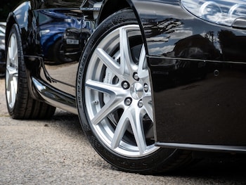 Used Aston Martin Vantage 2012 for sale - 79155788: Photo