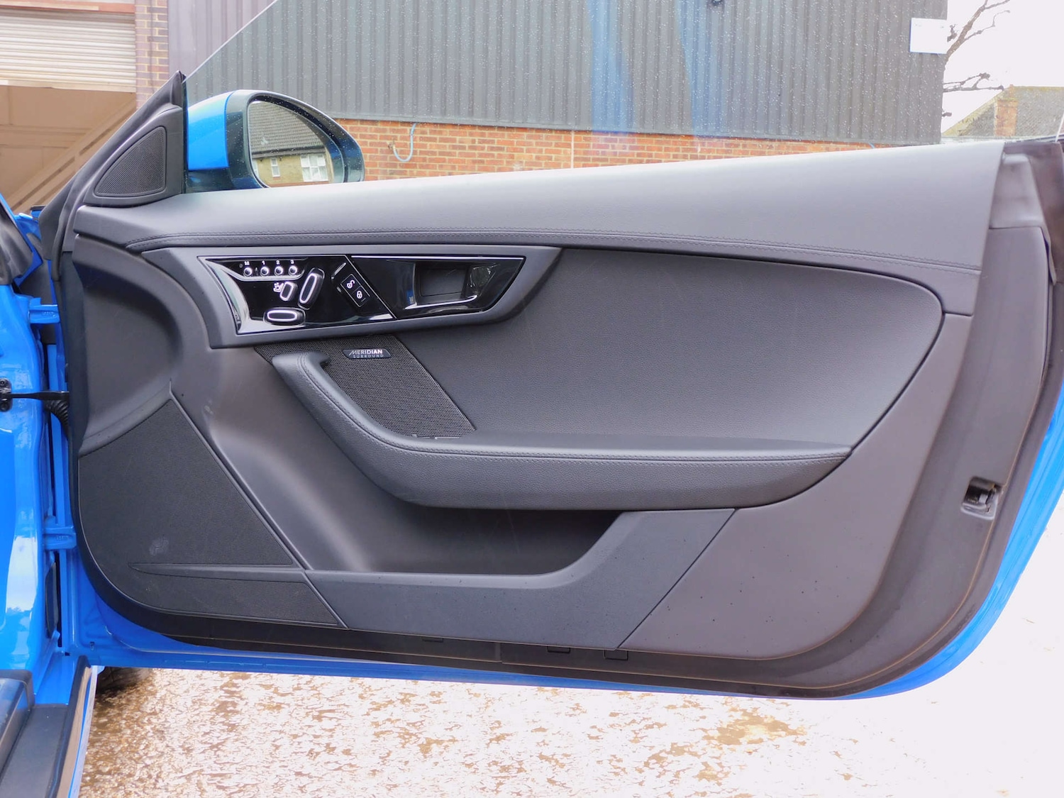 Used Jaguar F-Type 2018 for sale - 77272741: Photo 26