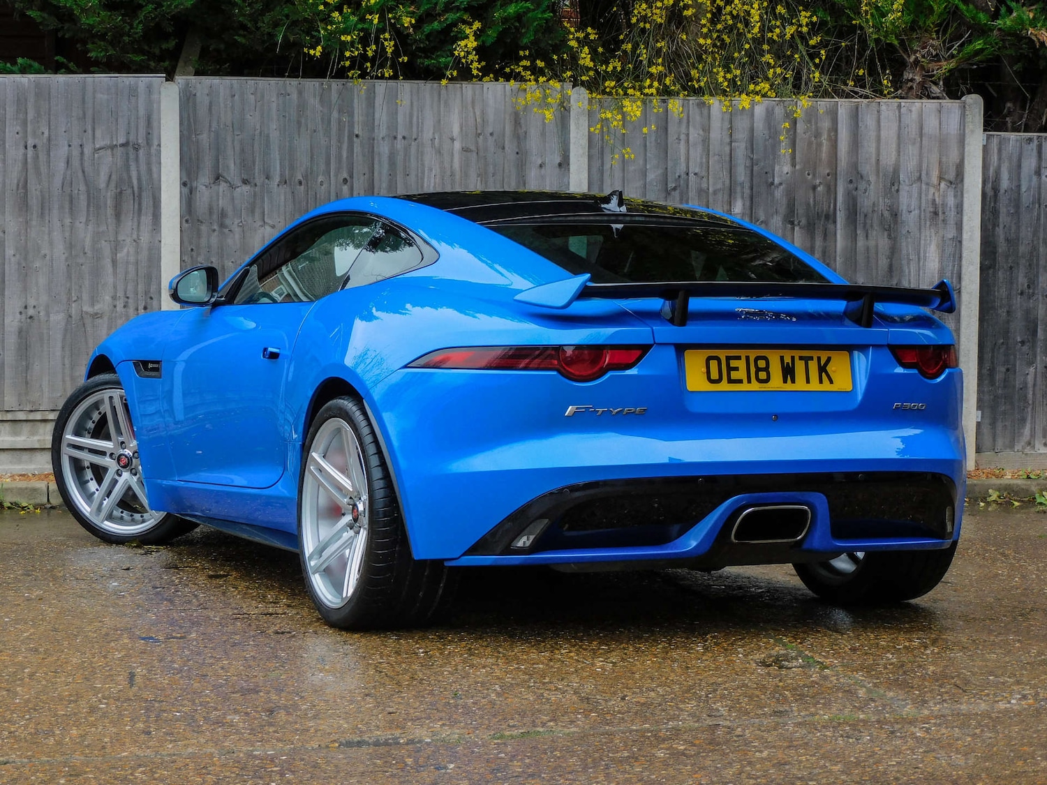 Used Jaguar F-Type 2018 for sale - 77272741: Photo 3