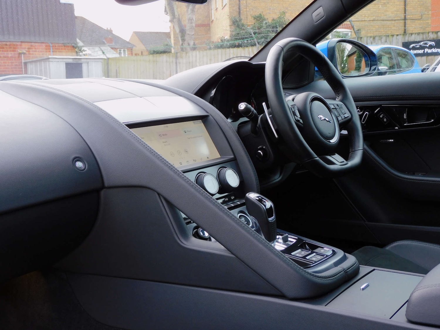 Used Jaguar F-Type 2018 for sale - 77272741: Photo 32