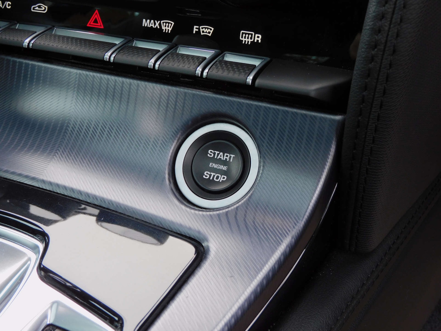 Used Jaguar F-Type 2018 for sale - 77272741: Photo 44