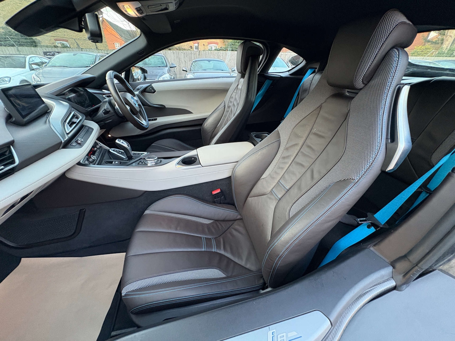 Used BMW i8 2016 for sale - 77045744: Photo 24