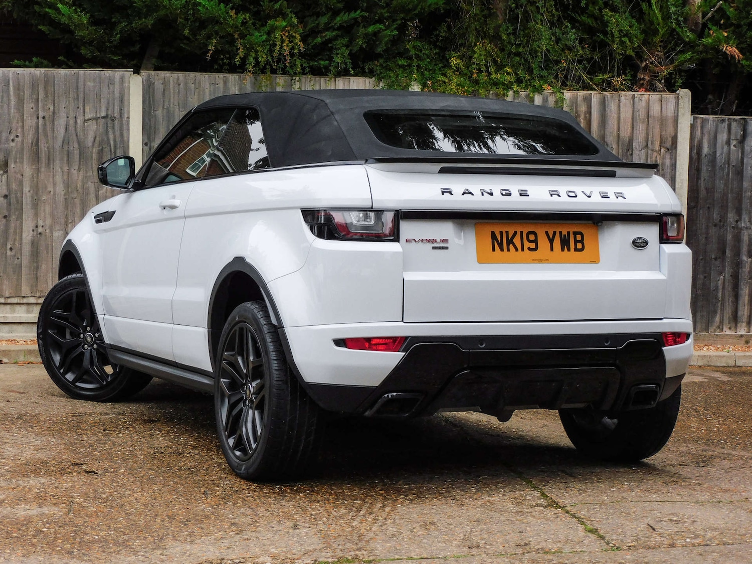 Used Land Rover Range Rover Evoque 2019 for sale - 76599650: Photo 2
