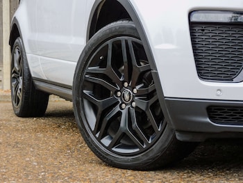 Used Land Rover Range Rover Evoque 2019 for sale - 76599650: Photo