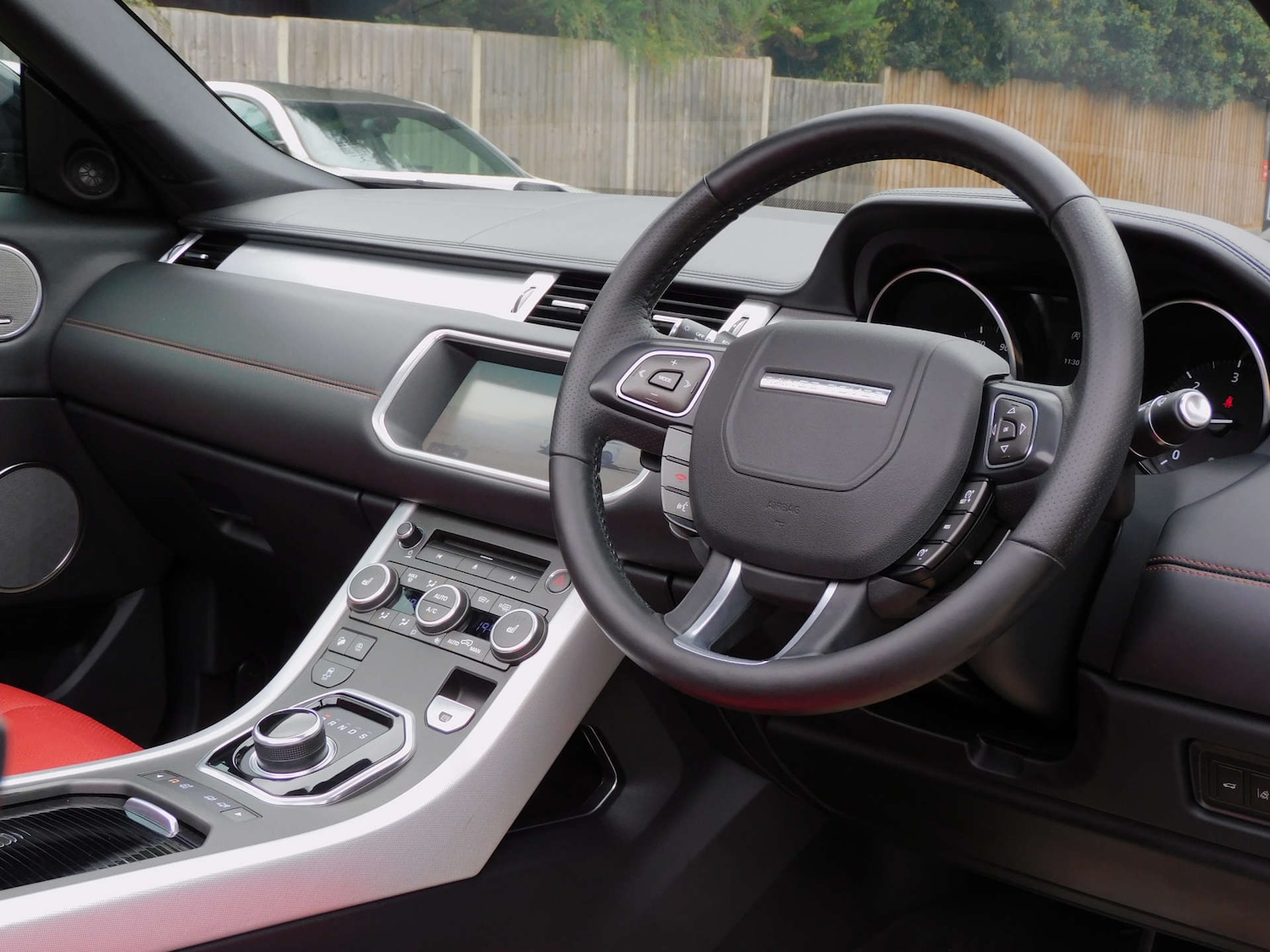 Used Land Rover Range Rover Evoque 2019 for sale - 76599650: Photo 4