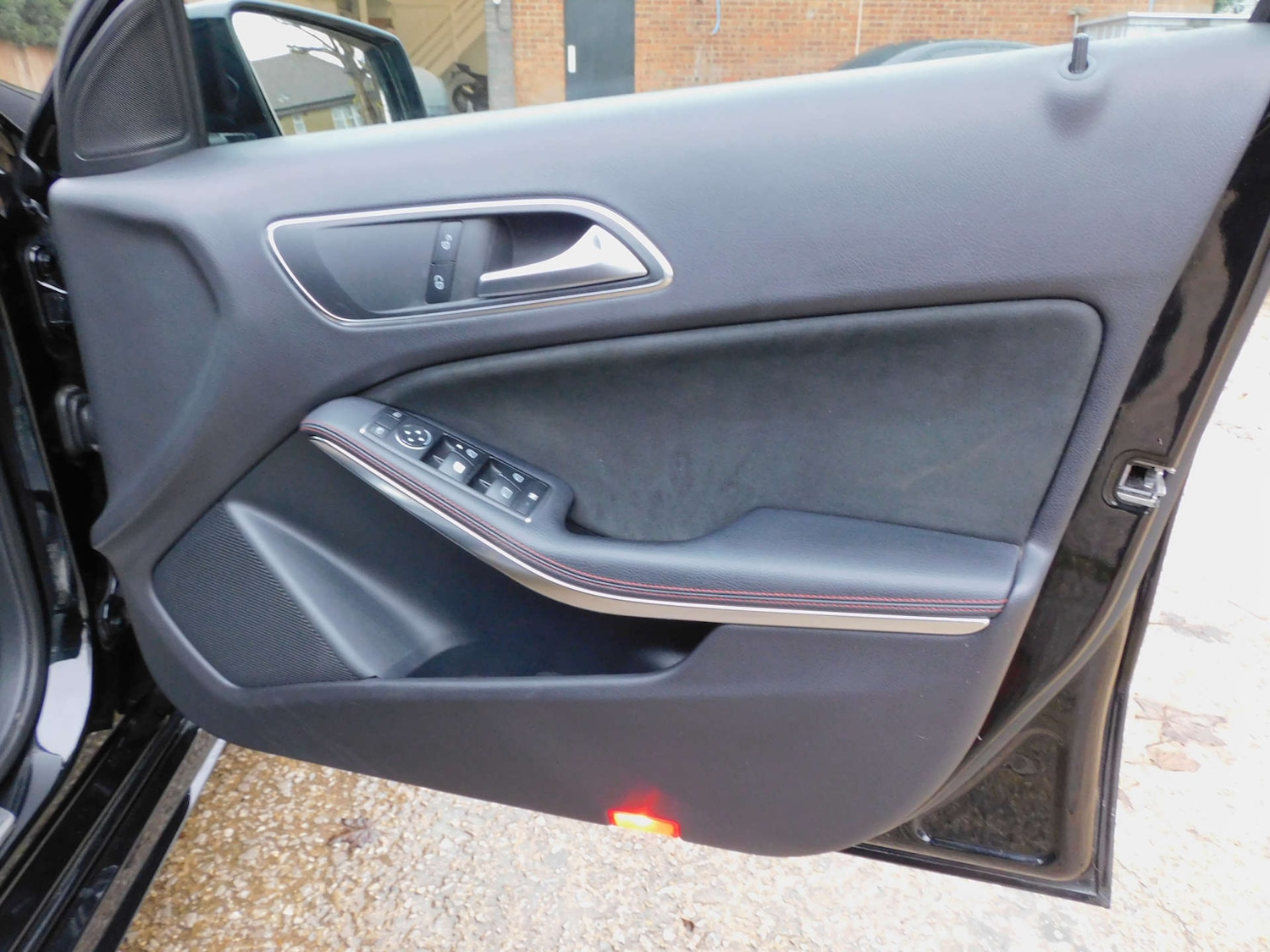 Used Mercedes-Benz A-Class 2017 for sale - 76637960: Photo 25