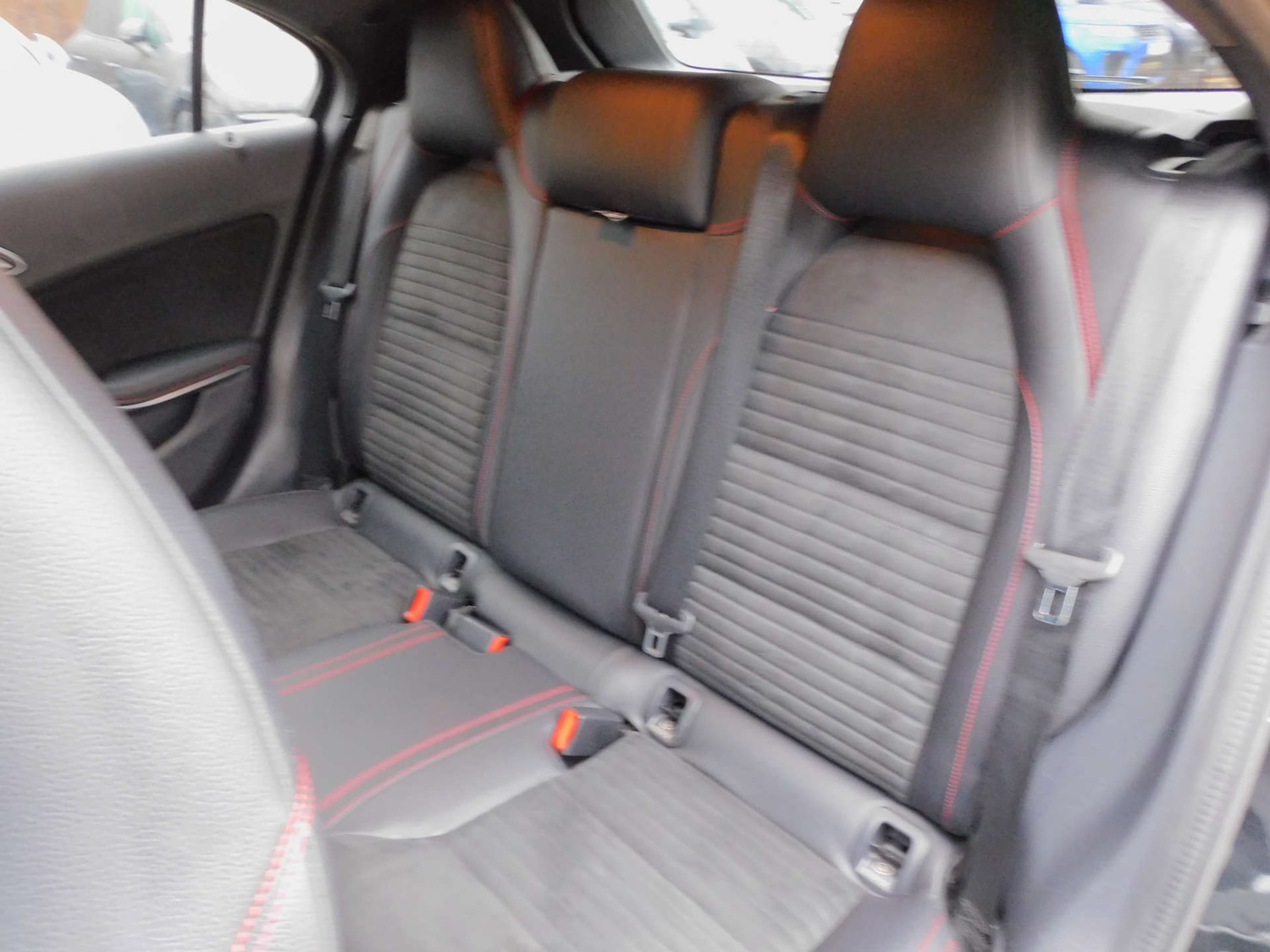 Used Mercedes-Benz A-Class 2017 for sale - 76637960: Photo 32