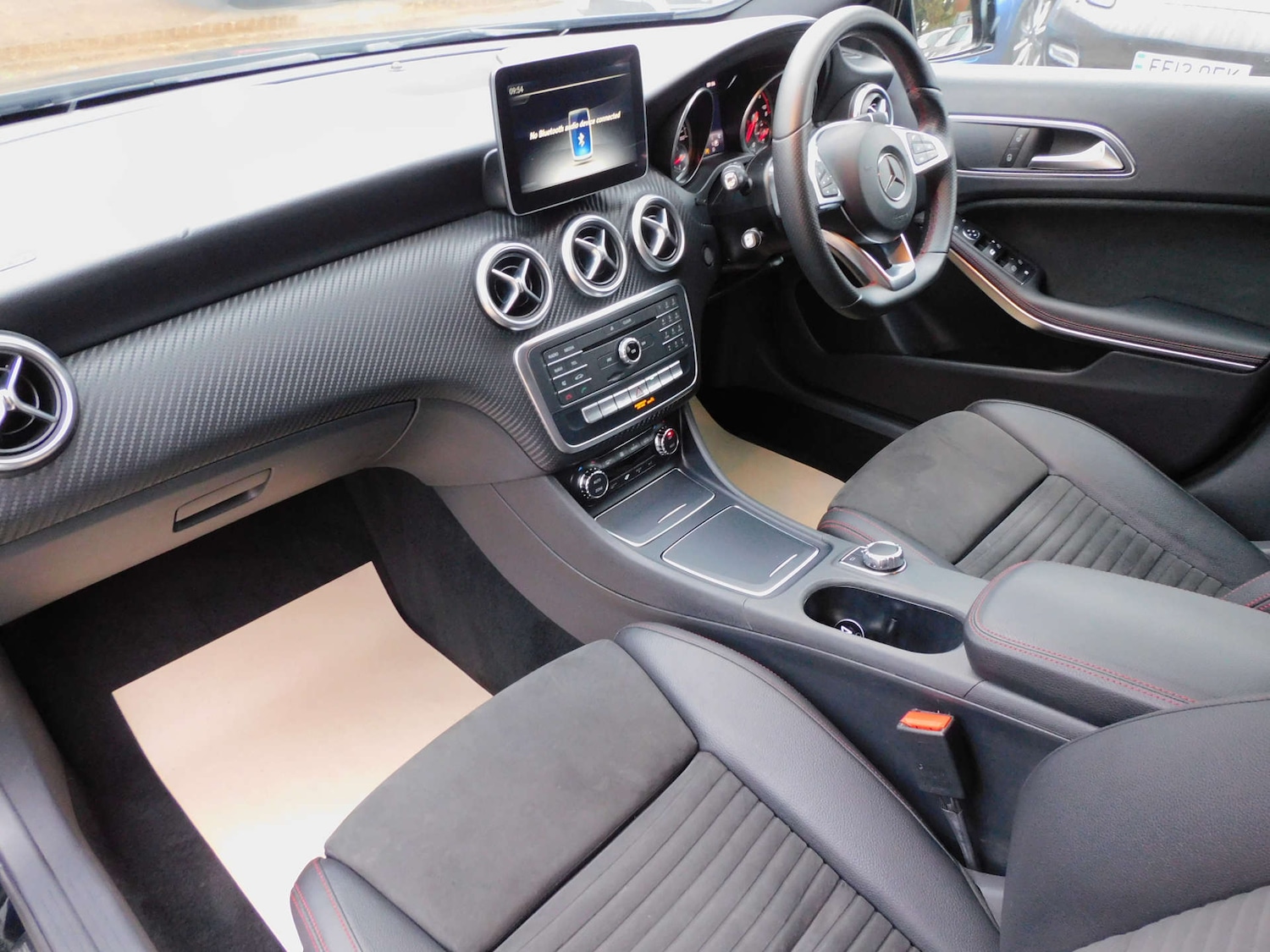 Used Mercedes-Benz A-Class 2017 for sale - 76637960: Photo 33