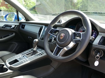 Used Porsche Macan 2017 for sale - 79529287: Photo