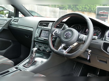 Used Volkswagen Golf 2014 for sale - 78979431: Photo