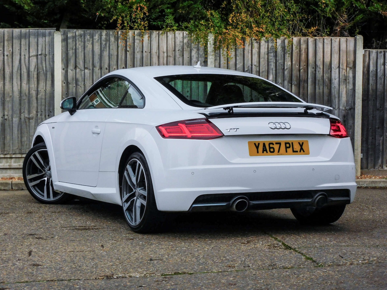 Used Audi TT 2017 for sale - 76416845: Photo 2