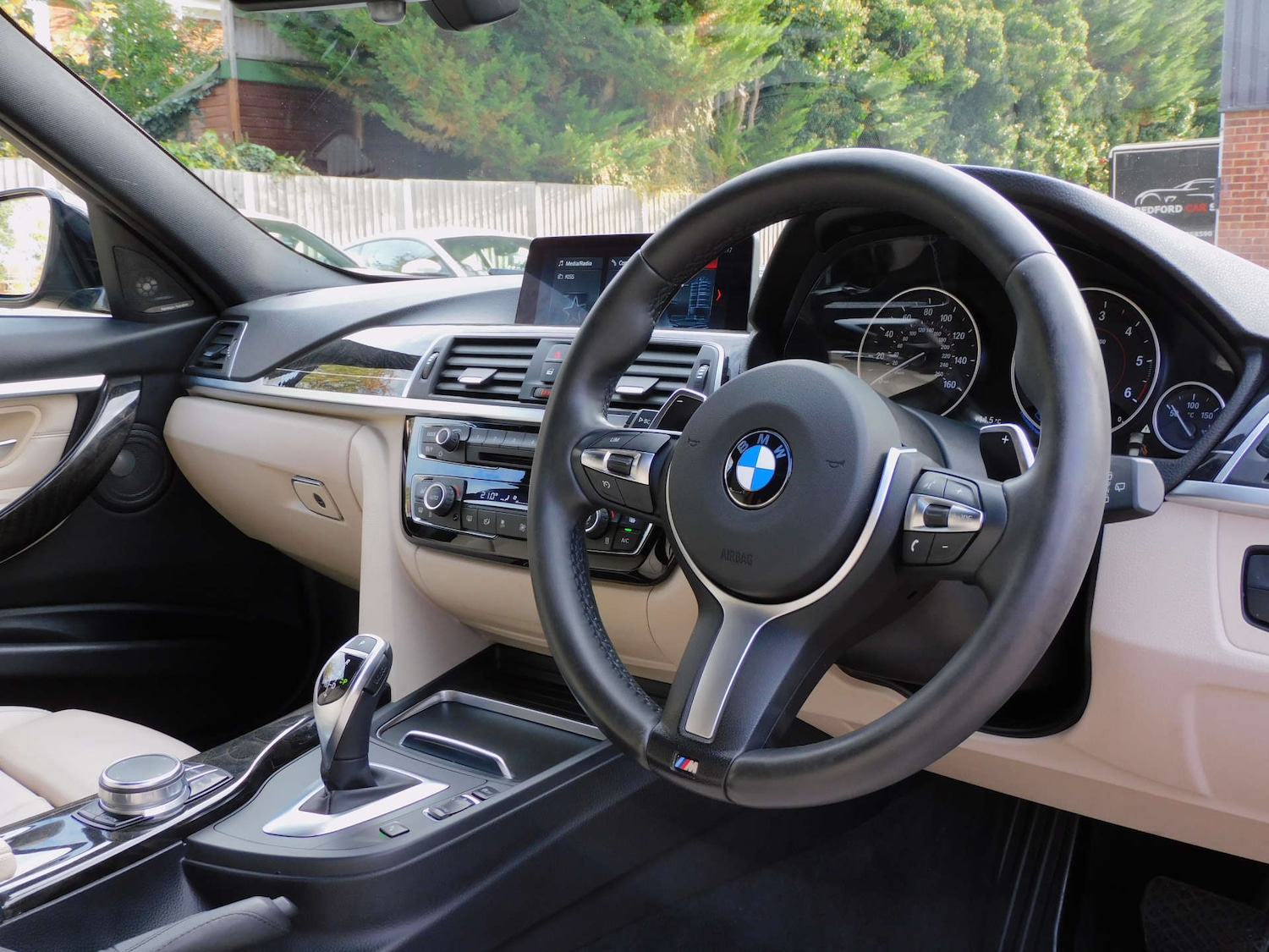 Used BMW 3 Series 2017 for sale - 76462103: Photo 4