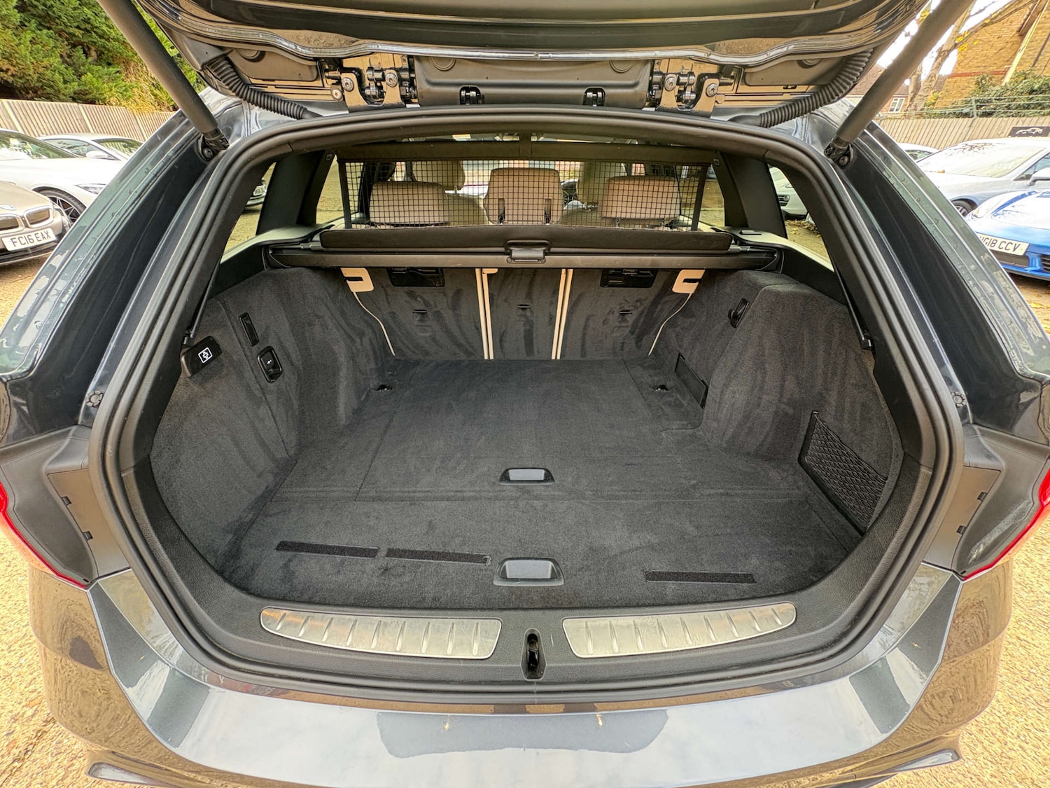 Used BMW 3 Series 2017 for sale - 76462103: Photo 51